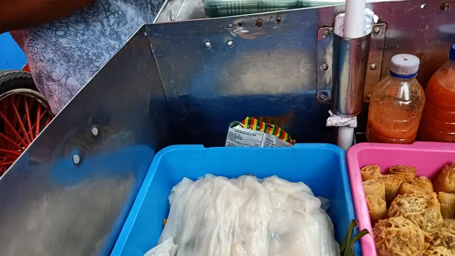 Petualangan Kuliner di Petak Sembilan Glodok, dari Teh Gratis hingga Pastry ala Prancis