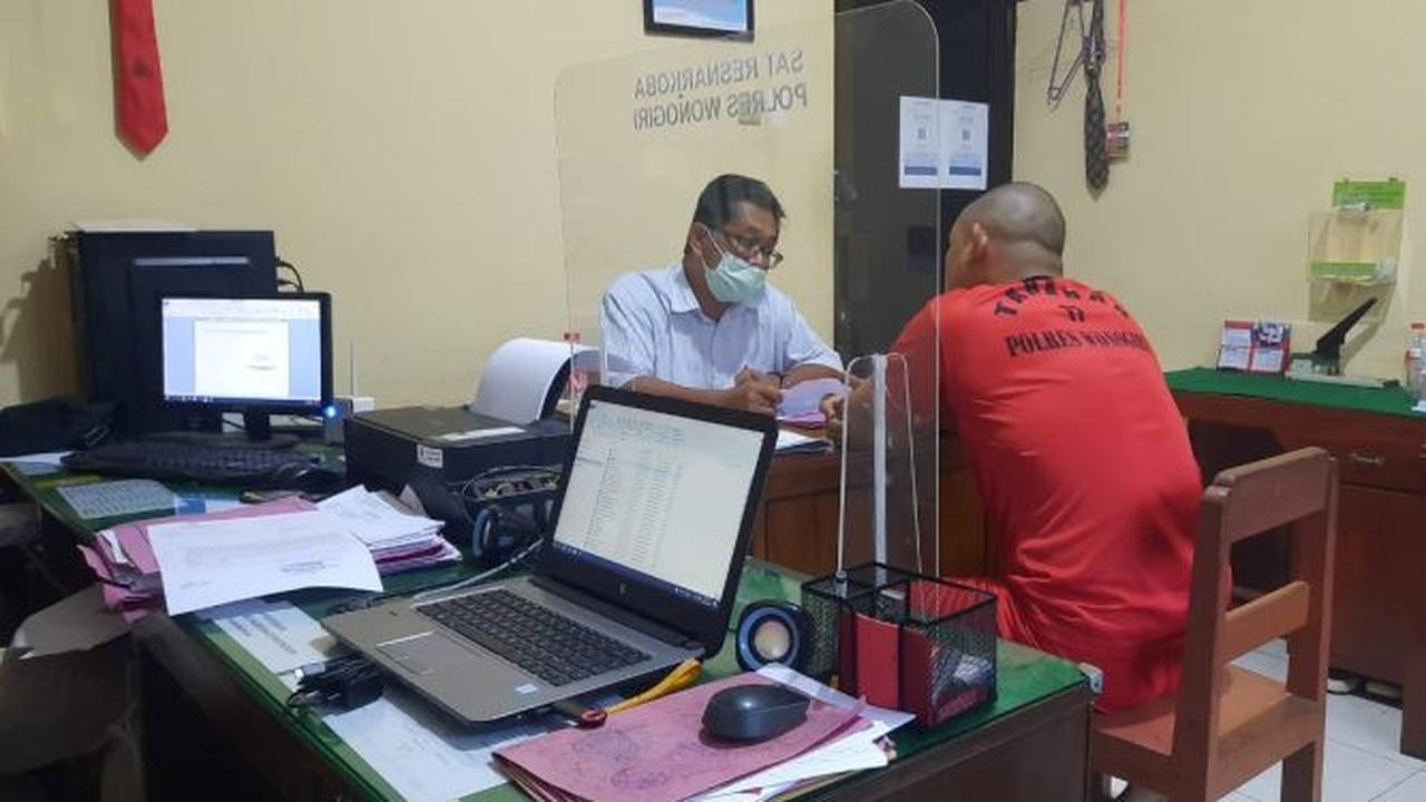 Seorang pemuda ditangkap karena mencoba menyelundupkan sabu-sabu yang dimasukkan ke makanan ke Lapas Kelas IIB Wonogiri. (Foto: Liputan6.com/Humas Polda Jateng)