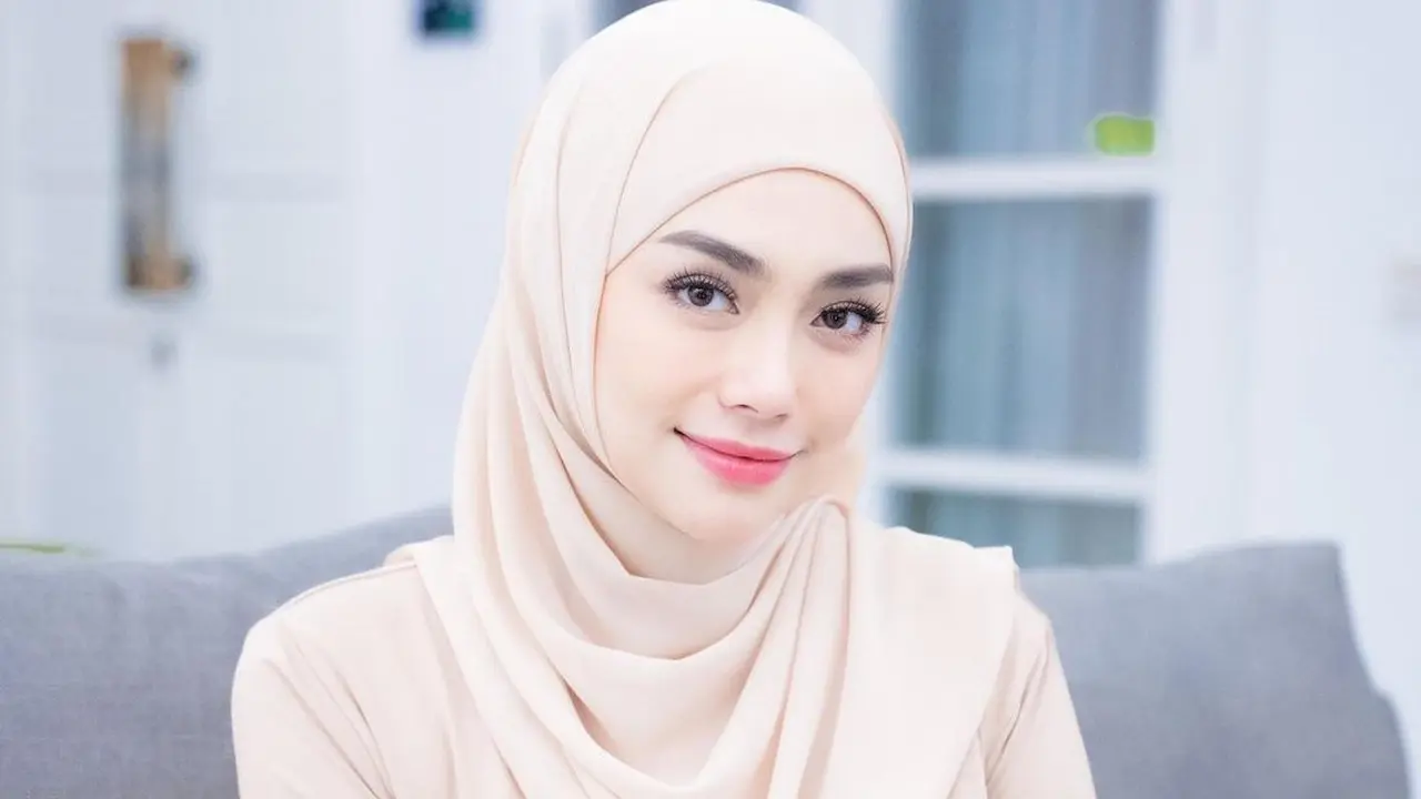 Celine Evangelista kenakan hijab (Instagram/celine_evangelista)