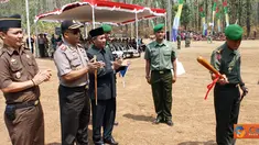 Citizen6, Kaliwungu Selatan: Dalam acara pembukaan  TMMD dihadiri Kapolres Kendal AKBP Drs Agus Suryo Nugroho , Kepala Kejaksaan, Wakil Bupati dan Muspika serta tokoh agama dan tokoh masyarakat. (Pengirim: Aryo Widiyanto)