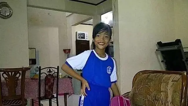 Genap 20 Tahun, Ini 7 Potret Masa Kecil Fuji An yang Menggemaskan