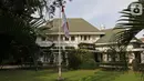 Suasana Rumah Dinas Gubernur DKI Jakarta di kawasan Taman Suropati, Jakarta, Senin (7/10/2019). Kepala DCKTRP DKI Jakarta, Heru Hermawanto mengatakan bahwa kondisi rumah dinas Gubernur DKI Jakarta sudah mengalami beberapa kerusakan sehingga perlu diperbaiki. (Liputan6.com/Herman Zakharia)