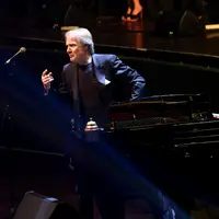 Konser eksklusif Richard Clayderman di Balai Sarbini, Jakarta (Galih W Satria/Bintang.com)