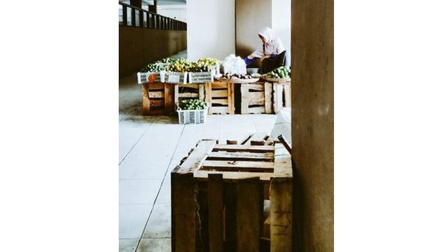 Efek Virus Corona, Ini 6 Potret Pasar Tradisional Sepi Pengunjung