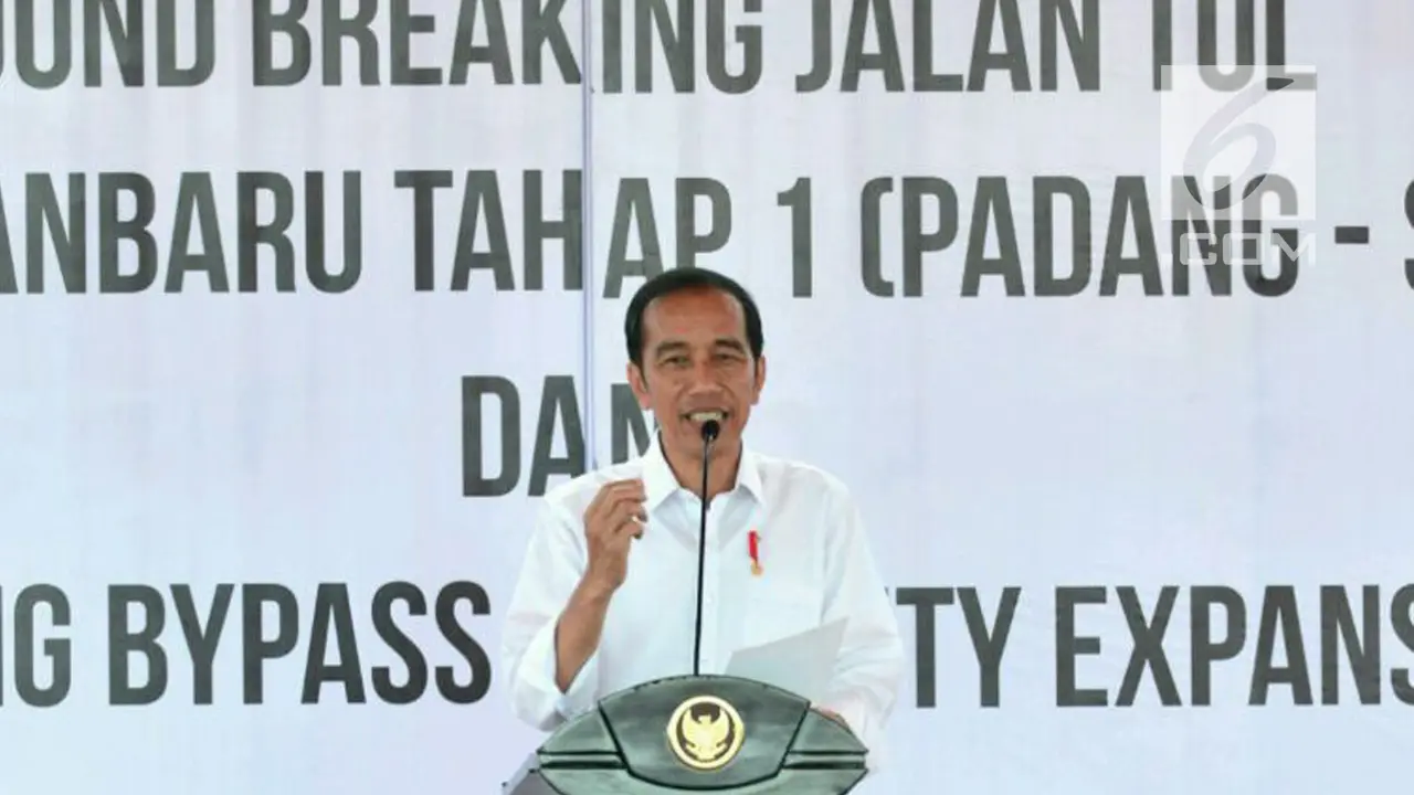 Presiden Jokowi Resmikan Pembangunan Jalan Tol Padang - Pekanbaru