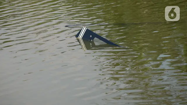Helikopter Jatuh di Danau Bupetra Depok