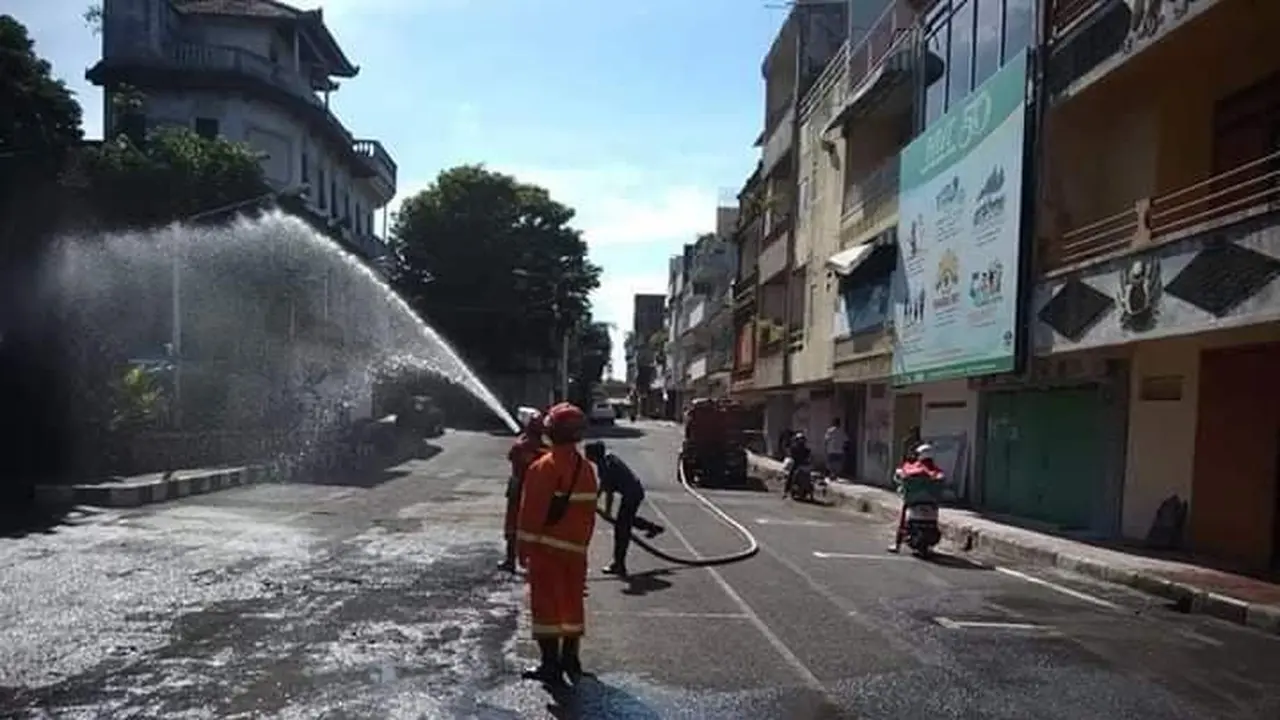 Penyemprotan Disinfektan