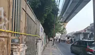 Situasi Terkini Bentrok Warga di Menteng, Motor Hangus Masih Terlihat