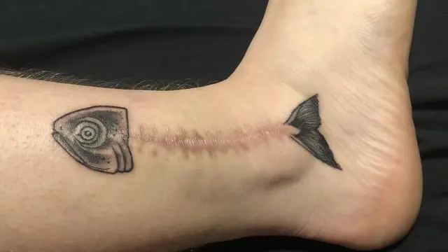 tato dari bekas luka (foto: boredpanda)