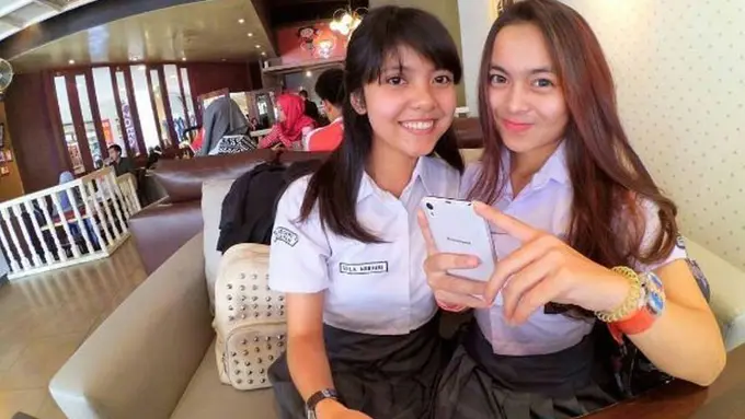 [Bintang] 6 Alasan Kenapa Anak Sekolah Nggak Usah Beli iPhone 7