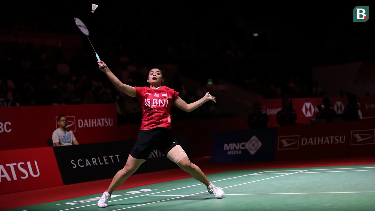 Foto: Istora Bergemuruh Kekecewaan, Tiga Wakil Indonesia Termasuk Apriyani/Fadia Tumbang pada Laga yang Sama di Indonesia Masters 2023