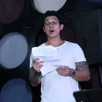 Aktor asal Malaysia, Miller Khan mengaku bangga bisa menjadi salah satu nominasi dalam SCTV Awards 2016. Selain itu juga bersyukur bisa masuk menjadi nominator. (Nurwahyunan/Bintang.com)