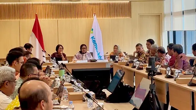 Tim Koordinasi Lintas K/L bersama DPP Persagi sedang menghitung kebutuhan ahli gizi MBG