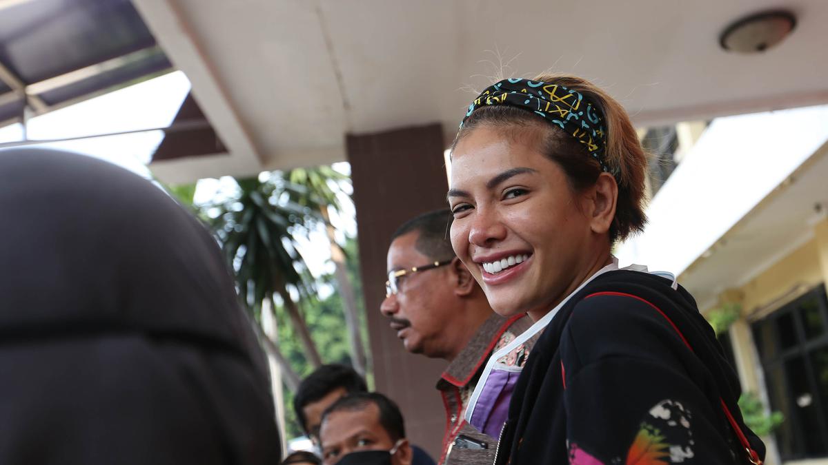 Pengacara Nikita Mirzani Tanggapi Ibunda Lolly Minta Bantuan Hotman Paris Melawan Razman Nasution