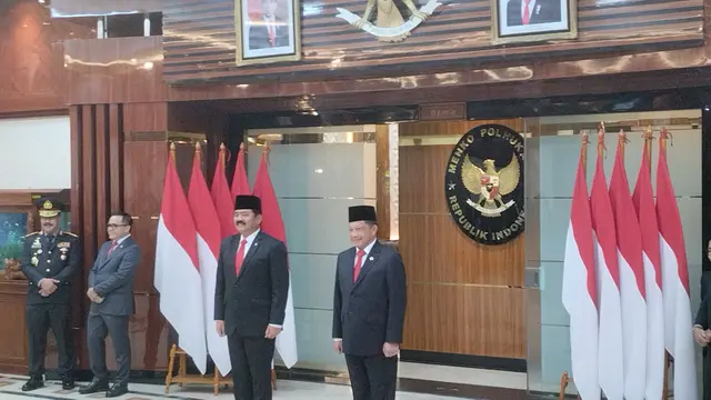 Menko Polhukam Hadi Tjahjanto berjanji menindaklanjuti kasus Bantuan Likuiditas Bank Indonesia (BLBI).