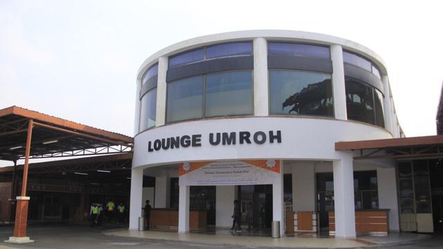Lounge umrah di Bandara Soekarno Hatta Tangerang Banten.