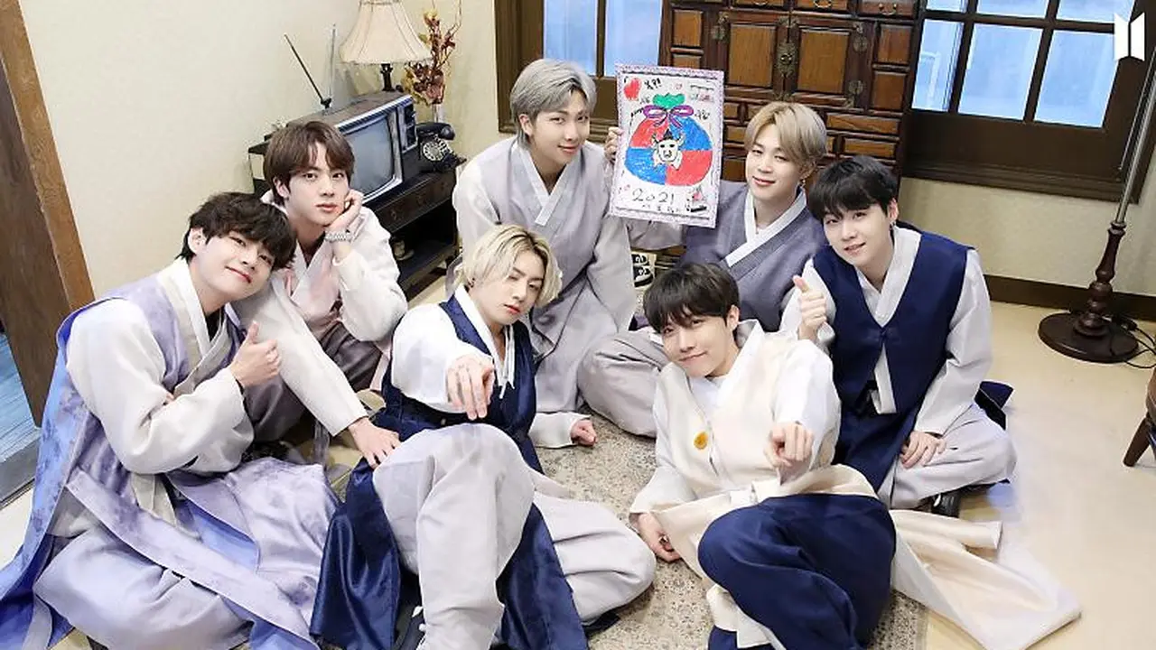 BTS. (Big Hit Entertainment via Naver - https://m.post.naver.com/viewer/postView.nhn?volumeNo=30698108&memberNo=51325039)