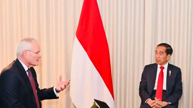 Presiden Joko Widodo (Jokowi) menerima Chairman ExxonMobil Corporation Darren Woods
