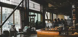 Ilustrasi kafe. (dok. Unsplash/RR Abrot)