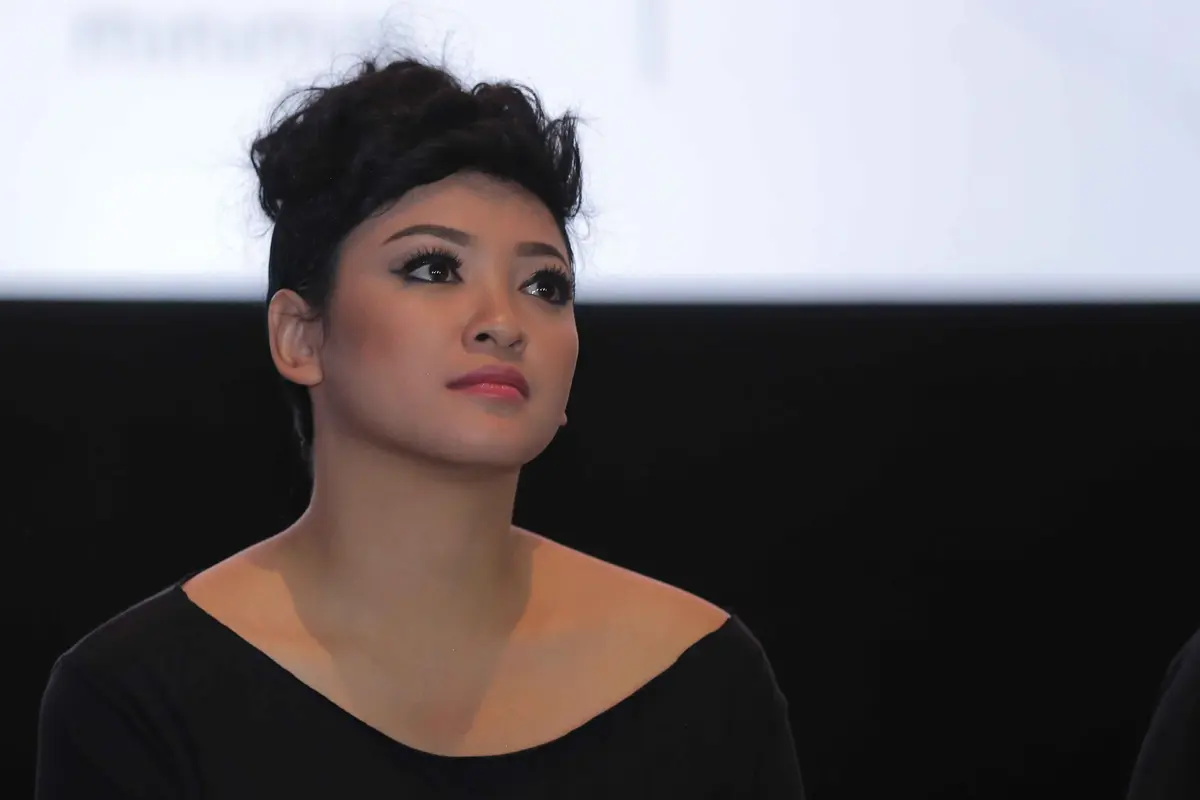 [Bintang] Dhea Seto Sebut Agni Pratistha Jutek