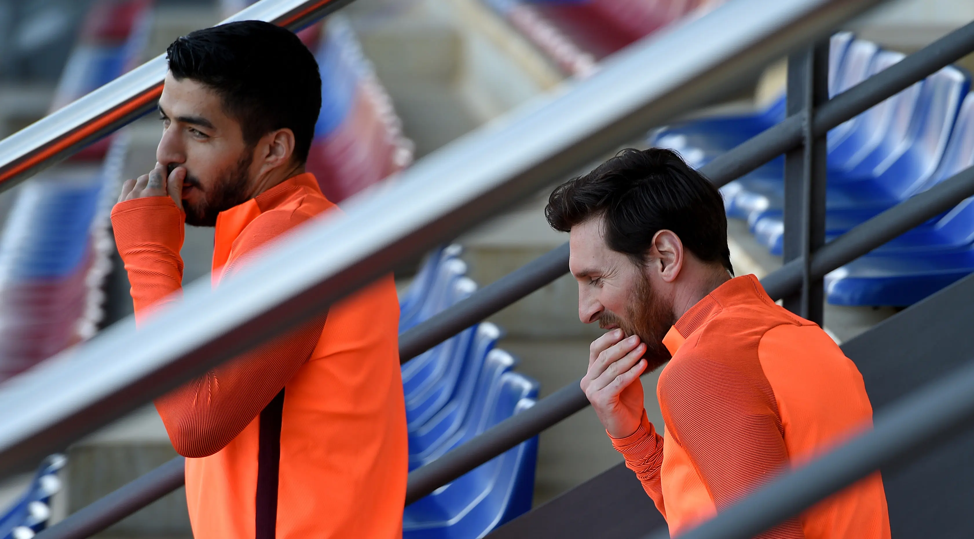 Lionel Messi (kanan) dan Luis Suarez (LLUIS GENE/AFP)