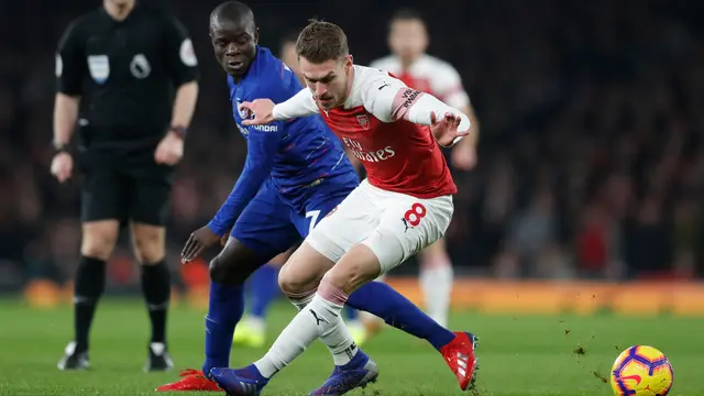 Gol Lacazette dan Koscielny Bawa Arsenal Taklukkan Chelsea