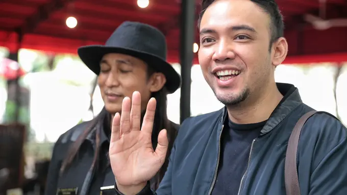 [Bintang] Sandy Tumiwa