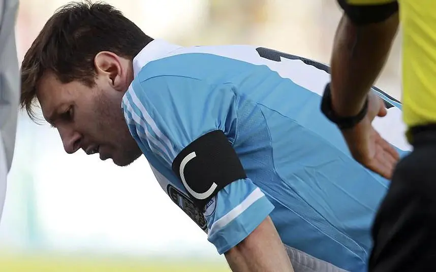 Ekspresi Lionel Messi saat menghadapi timnas Bolivia, di Estadio Hernando Siles, La Paz, 2013. (Dok. BBC) .