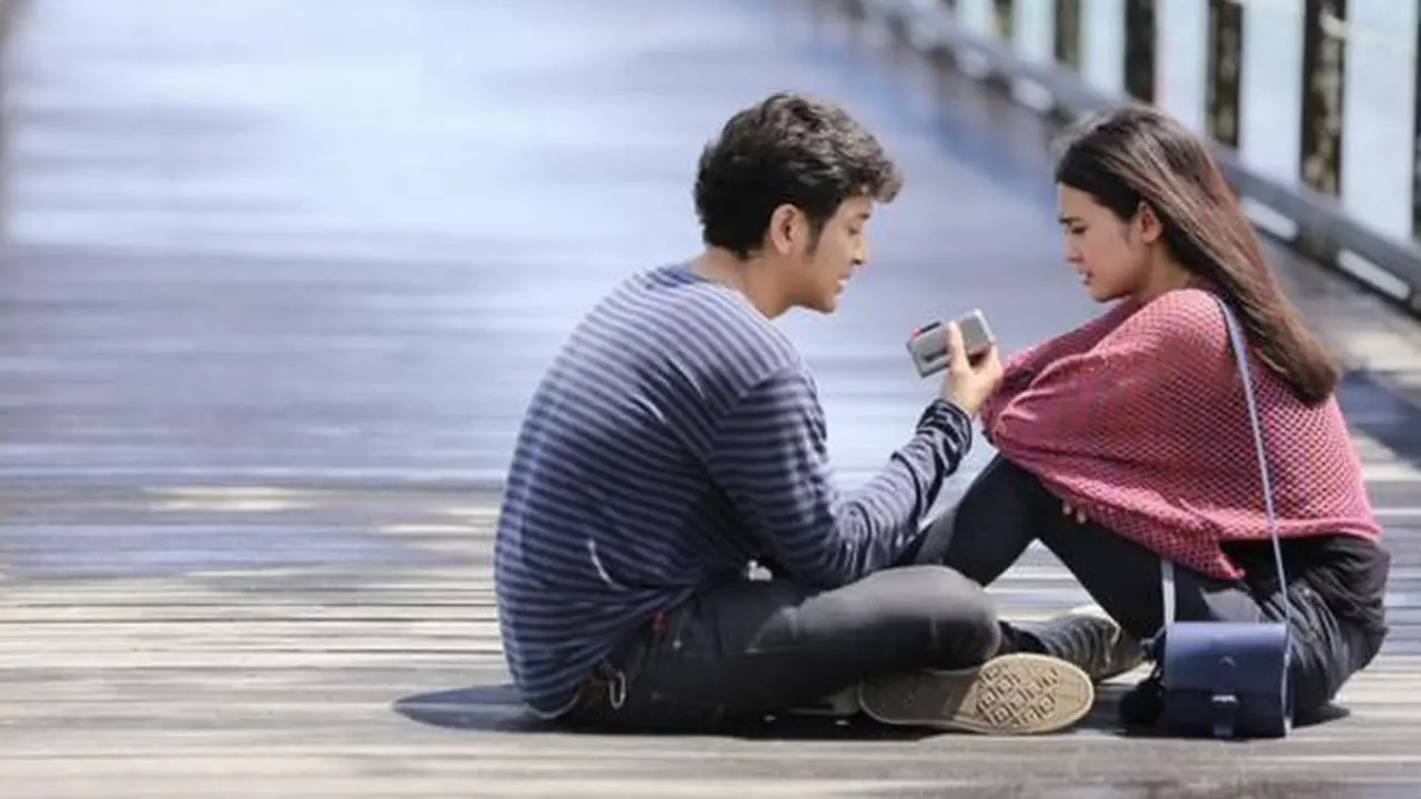 [QUIZ] Cari Tahu Seperti Apa Kisah Cintamu Sesuai Film Magic Hour