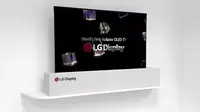 Layar gulung yang diperkenalkan LG di gelaran CES 2017 (sumber: the verge)
