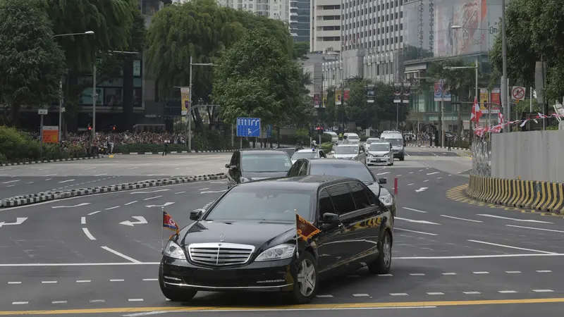 Kim Jong-un dan Rombongan Tiba di Singapura