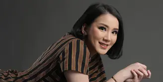 Pengalaman kurang megenakkan dari lelaki lain, membuat Jill Gladys mencoba kembali dengan mantan suaminya yang telah memberikan seorang anak. (Adrian Putra/Bintang.com)