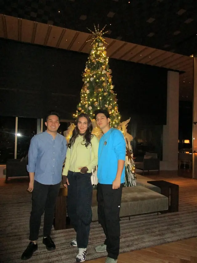 Luna Maya dan Maxime Bouttier