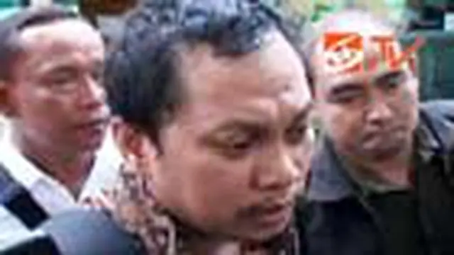 Kompol Iwan Tak Tahu Gayus ke Luar Negeri