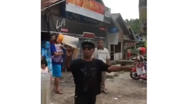 penjual es jadi viral (foto: instagram/@makassar_iinfo )