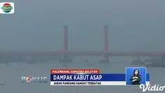 Kabut asap yang dipicu oleh kebakaran hutan yang salah satu penyebabnya adalah akibat udara kering yang bertiup dari wilayah Australia.