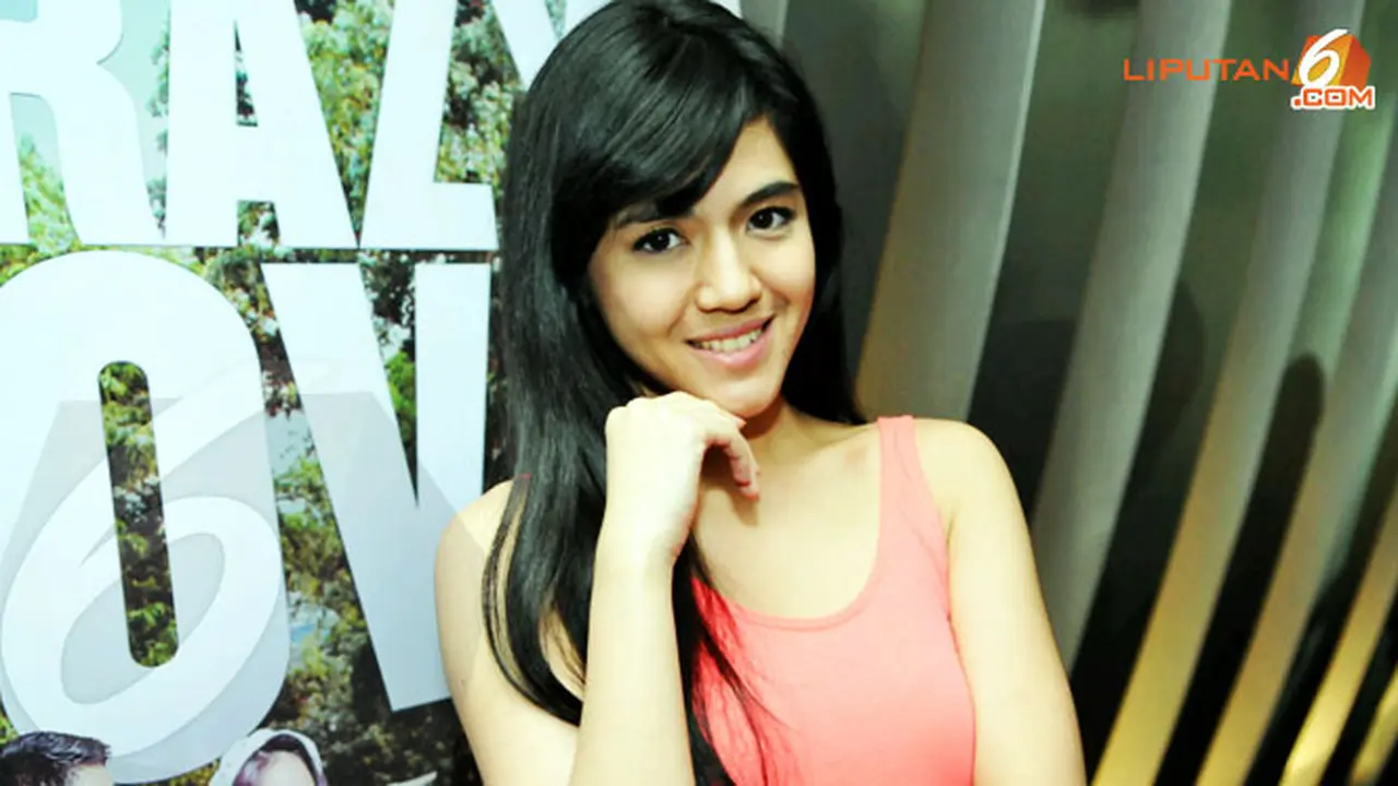 putri-una-cantik-130813b.jpg