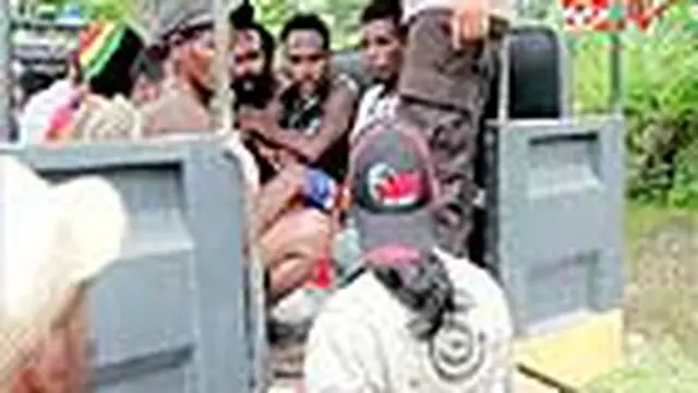 Bongkar Pipa Freeport, Puluhan Warga Ditangkap