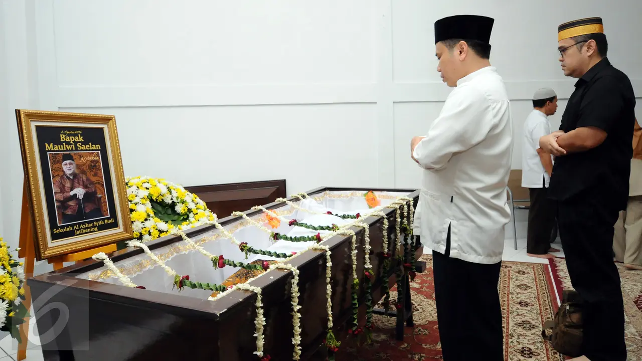 Almarhum Maulwi Saelan