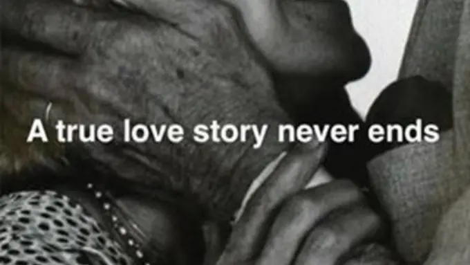 2 Foto Ini Jadi Bukti Kalau Cinta Tidak Mengenal Rupa