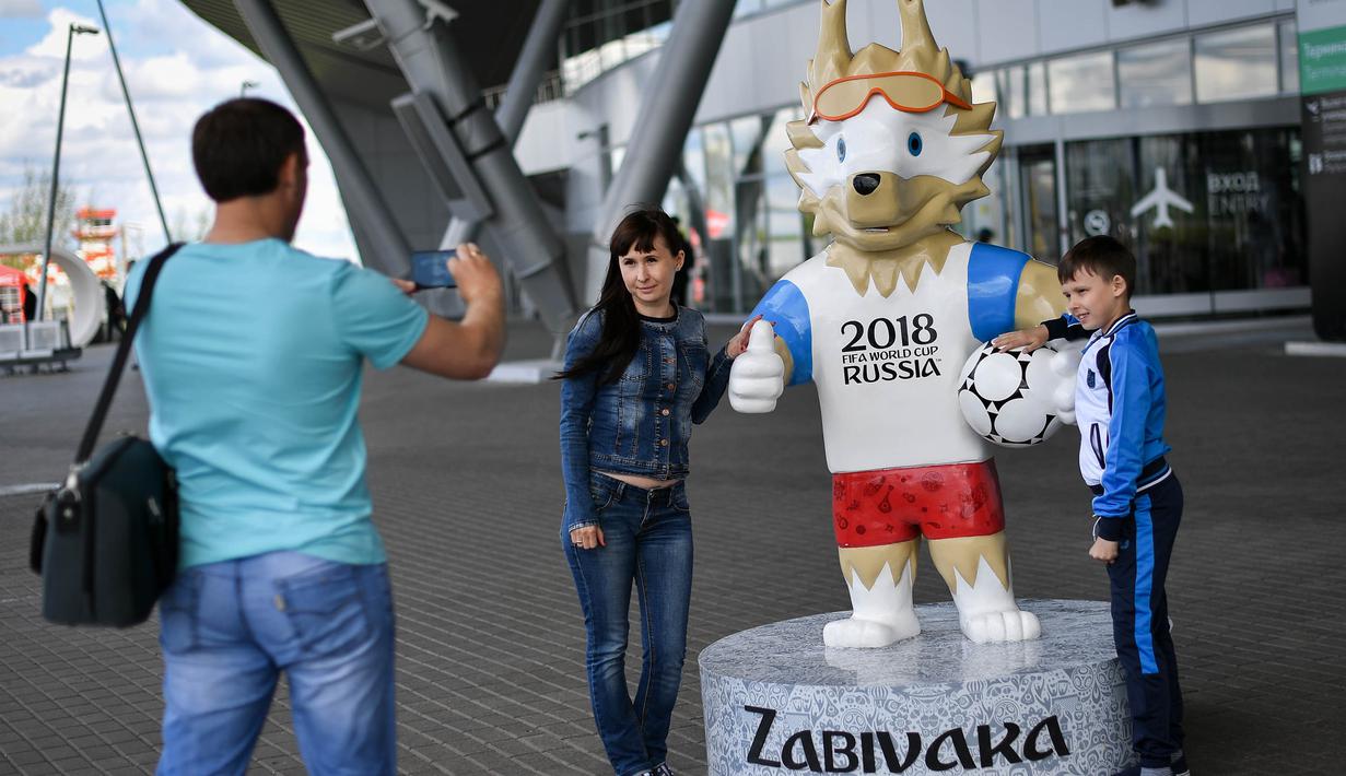 Foto Suporter Datang Rusia Kian Meriah Menyambut Piala Dunia 2018 Pesta Bola Rusia Bola Com