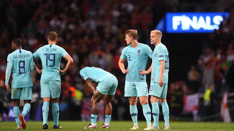 FOTO: Cristiano Ronaldo Antar Portugal Juara UEFA Nations League