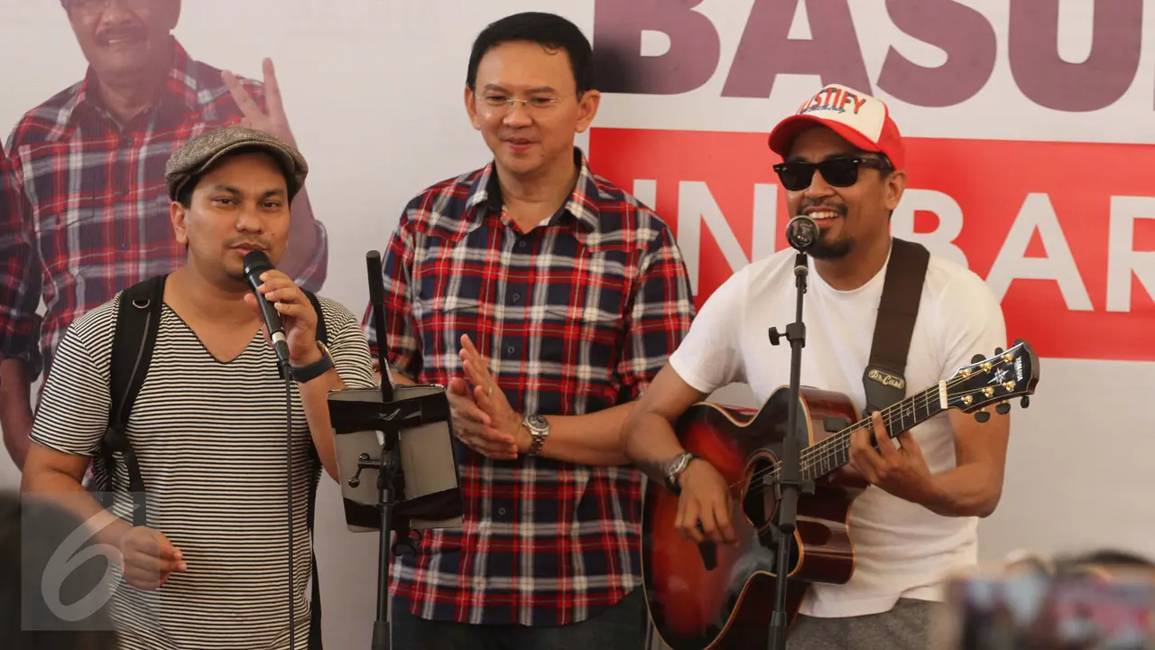 20170125-Pendukung Ahok Membeludak di Rumah Lembang-Jakarta