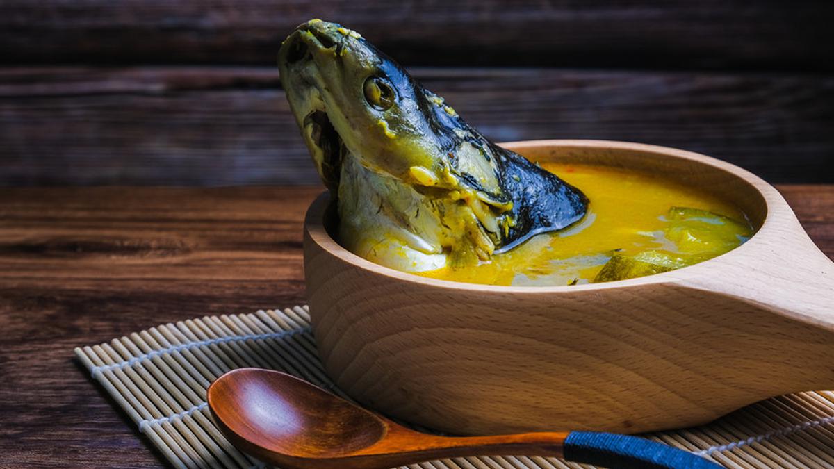 Gangan Asam khas Banjar, lengkap dengan kuah asam segar, potongan ikan, dan bumbu rempah yang menggugah selera