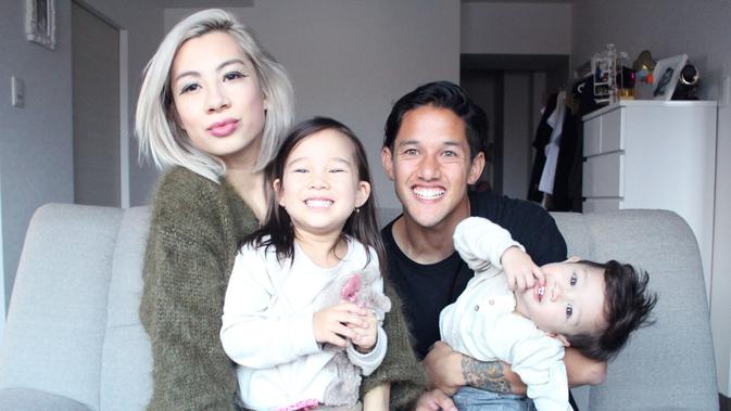 Istri Irfan Bachdim Berdandan Cantik ala Putri Elsa Frozen 