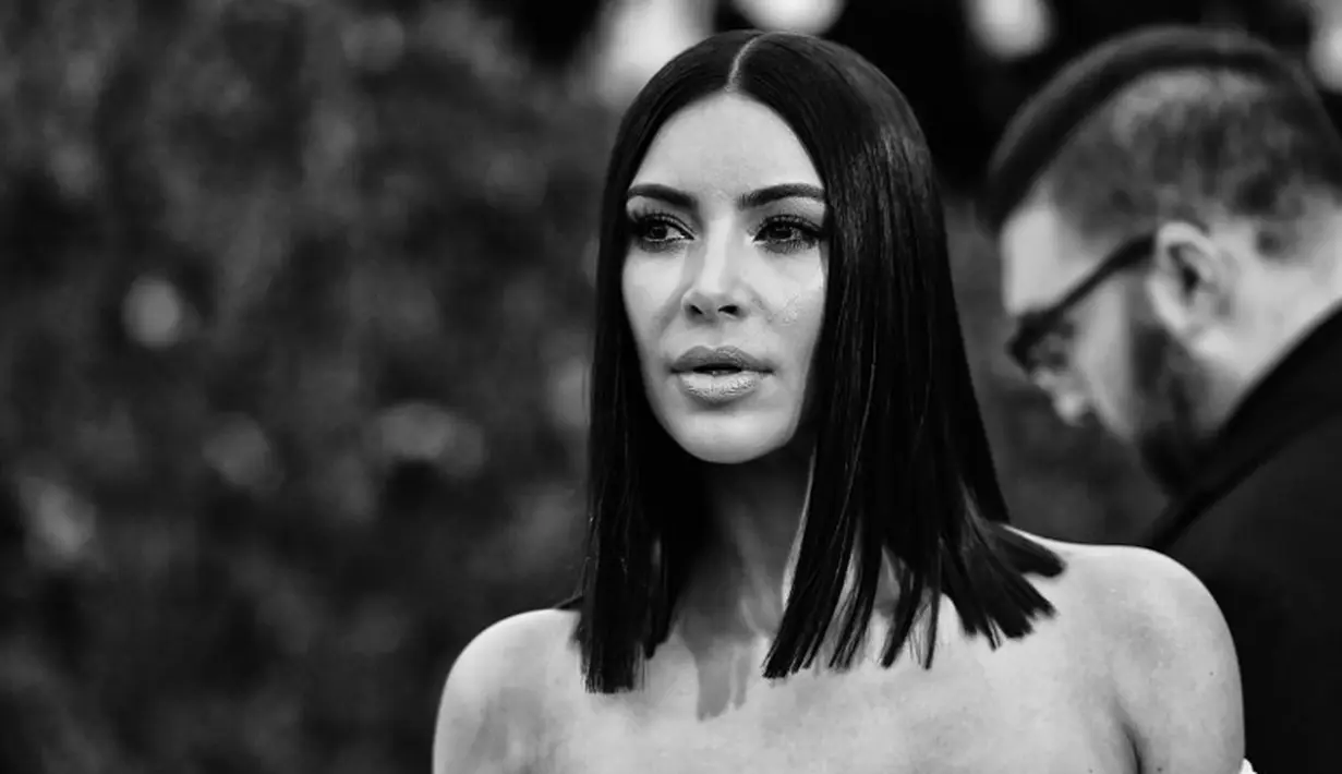 "Kim melihat video tersebut dengan para saudarinya dan tertawa ngakak," ujar seorang sumber. (MIKE COPPOLA  GETTY IMAGES NORTH AMERICA  AFP)