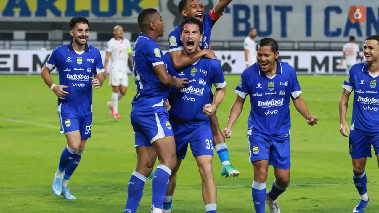 Thom Haye - Persib vs Malut United di BRI Super League 2025/2026