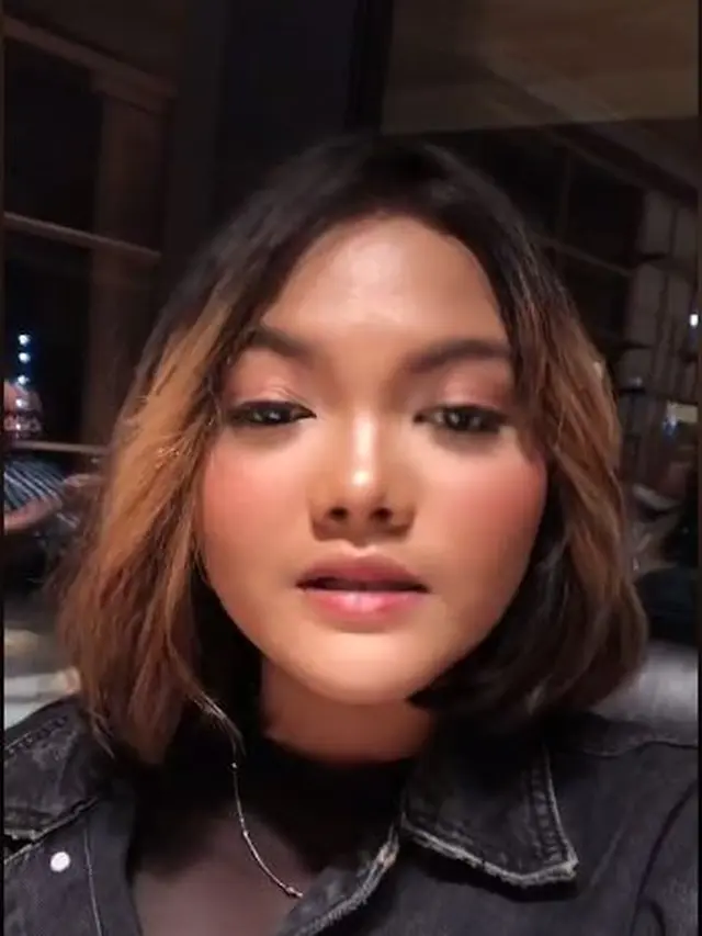 6 Potret Kurma 'Citayam' Saat Tampil Full Makeup Ini Bikin Pangling
