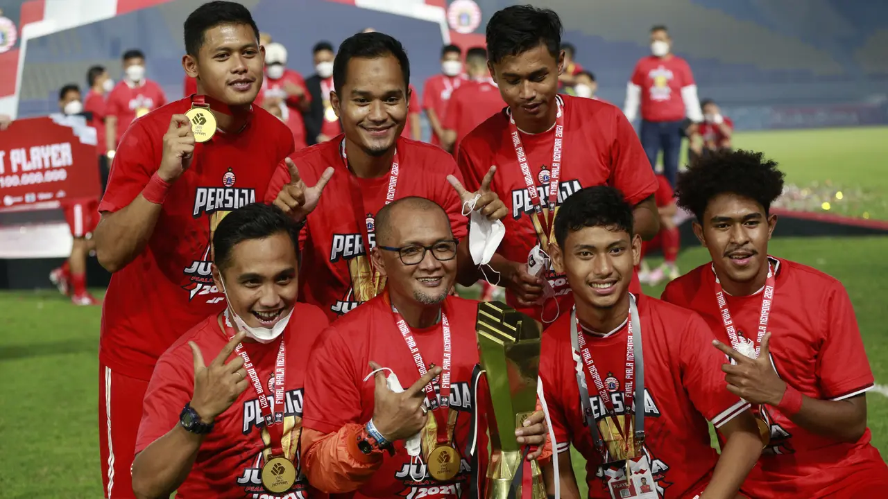 FOTO: Kebahagiaan Pep Guardiman Usai Membawa Persija Menjuarai Piala Menpora