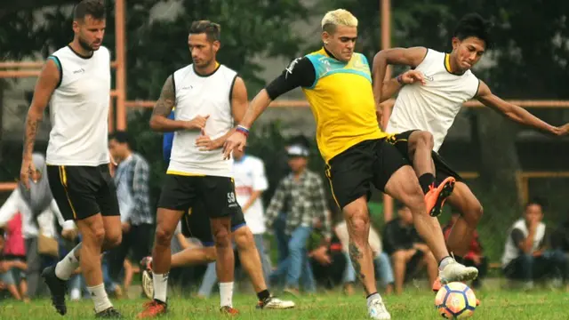 Arema Cronus